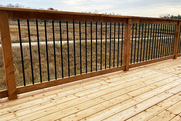 Wood railing